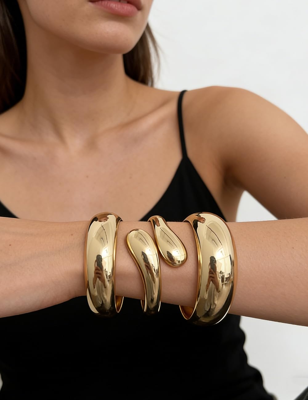 Chunky Gold Bangle Bracelets for Women, Dainty 14k Gold Plated Big Stackable Bangles Set, Trendy Statement Cuff Bracelet Stack Fashion Jewelry Gifts